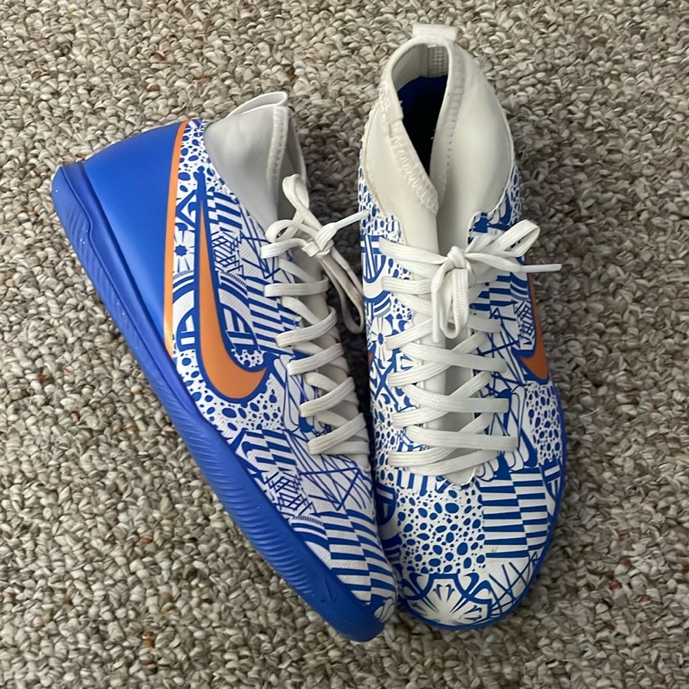 Nike Cristiano Ronaldo Mercurial Youth Indoor Soccer/Turf Cleat